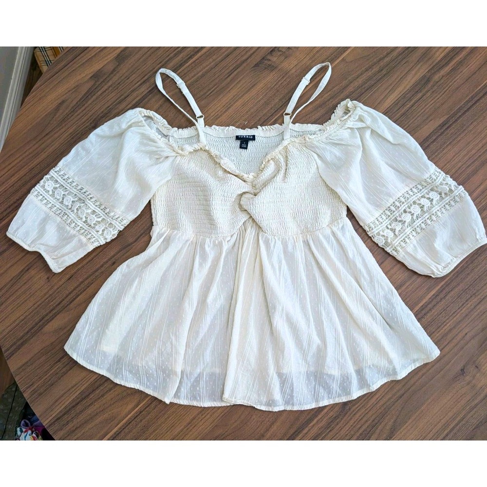 Torrid White Solid V-Neck Peasant Blouse 3/4 Puff Sleeve Pullover XL